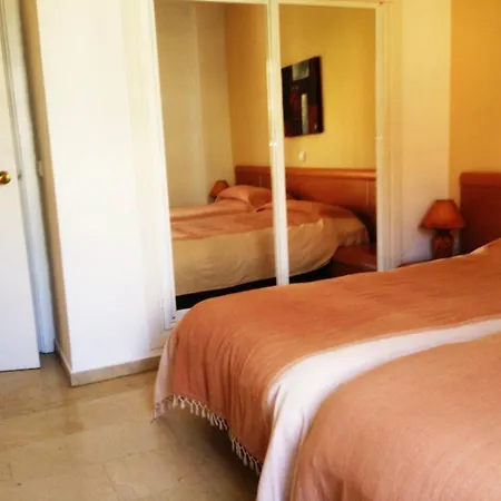 - Playapark Apartment Fuengirola